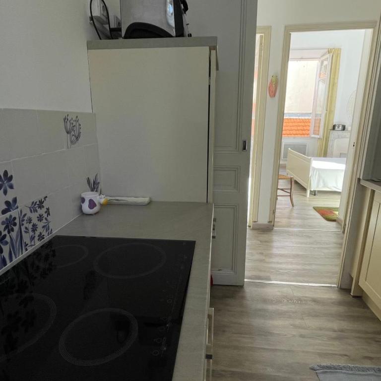 A 3-room apartment 5 minutes walk from the Palais des Festivals - Apartamento - 6
