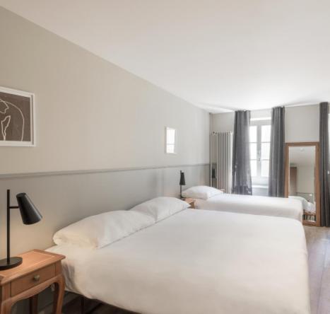 Hôtel de la Couronne - Dreibettzimmer - 1