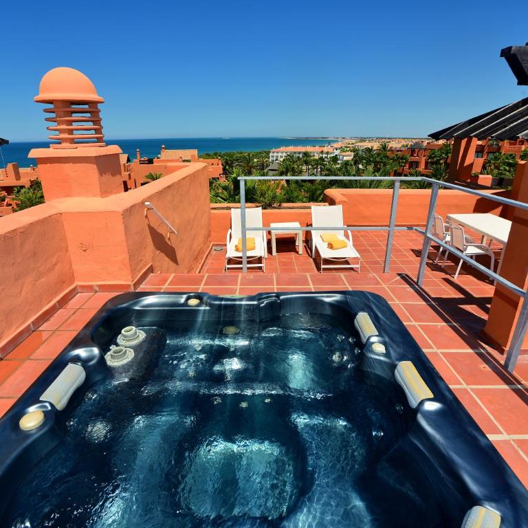 Aparthotel Novo Resort - Apartamento de lujo de 2 habitaciones con bañera de hidromasaje - 10