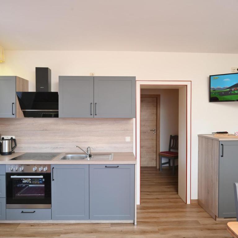 Gästehaus Landgraf - Apartment mit 1 Schlafzimmer und Balkon - 5