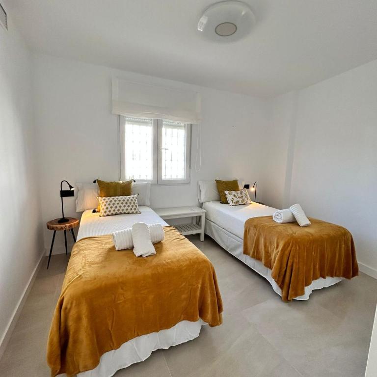 El Dorado 3 dormitorios cerca Puerto Banus - Three-Bedroom Apartment - 48