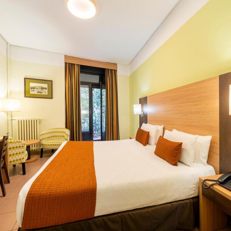 Hostal Ballesta - Chambre Double ou Lits Jumeaux avec Balcon - 22