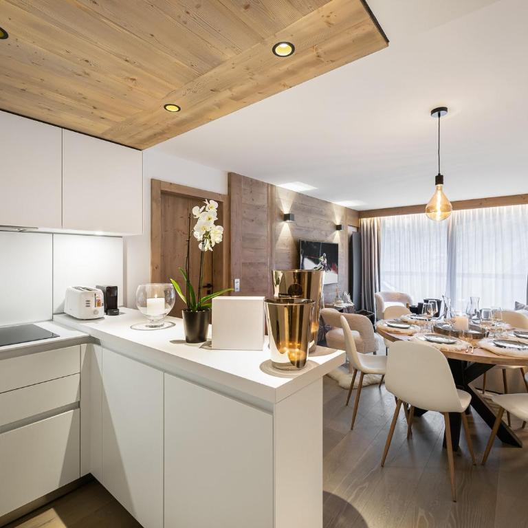 Magnifique appartement 76m² à Courchevel, proche pistes, 3 chambres, parking - Apartamento de 2 dormitorios - 1