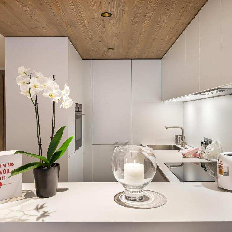 Magnifique appartement 76m² à Courchevel, proche pistes, 3 chambres, parking - Apartamento de 2 dormitorios - 10