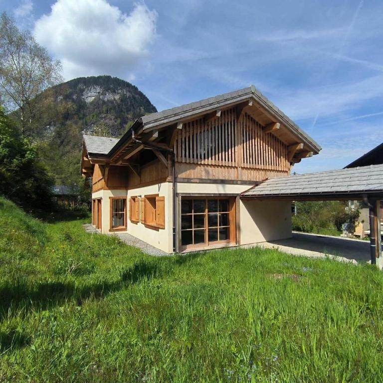 Chalet de standing avec parking à Sixt-Fer-à-Cheval - FR-1-624-132 - Chalet - 12