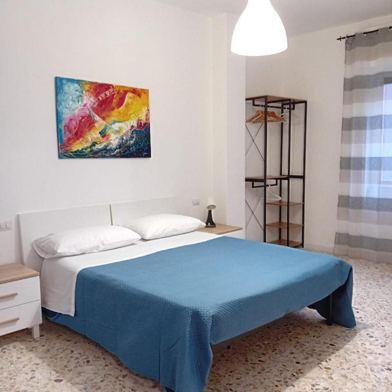 Tre camere al centro di Napoli - Camera Matrimoniale con Bagno Privato Esterno - 9