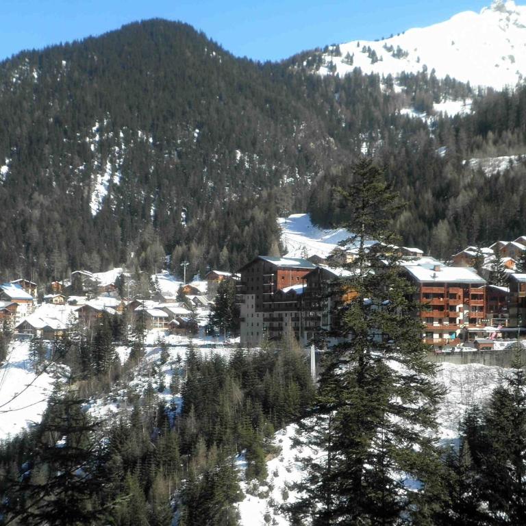 Charmant 2 pièces à Valfréjus, balcon ouest, proche télésièges et commerces, idéal 4 personnes - FR-1-561-6 - Apartment - 9