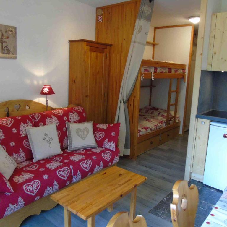 Charmant studio à Valfréjus, proche télécabine, commerces, balcon, 4 pers, animaux admis. - FR-1-561-10 - Estudio - 1
