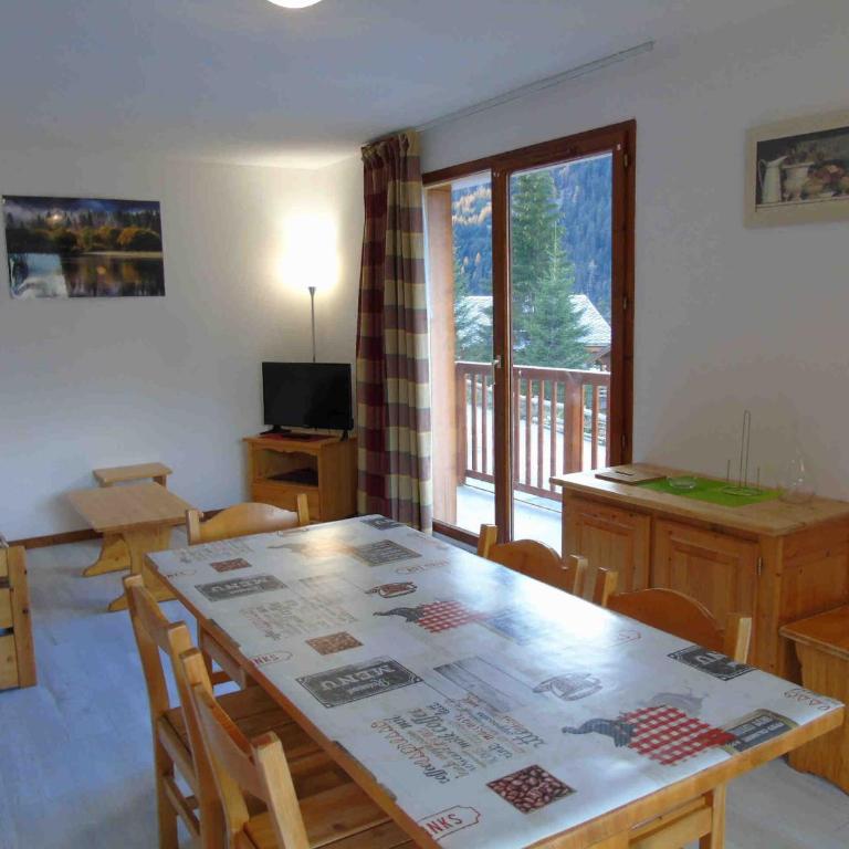 Appartement cosy à Valfréjus, 200m des pistes, balcon ouest, 6 pers, cuisine équipée, draps inclus - FR-1-561-23 - Apartment (6 Erwachsene) - 9
