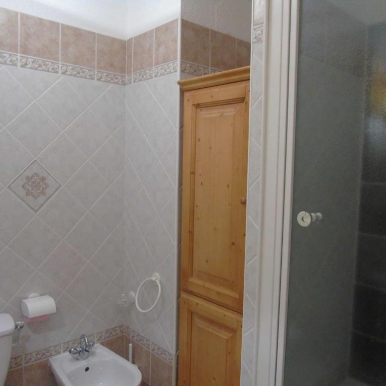 Appartement spacieux 4 pièces avec mezzanine, 200m des remontées mécaniques, WIFI inclus - FR-1-561-30 - Apartment (8 Erwachsene) - 12