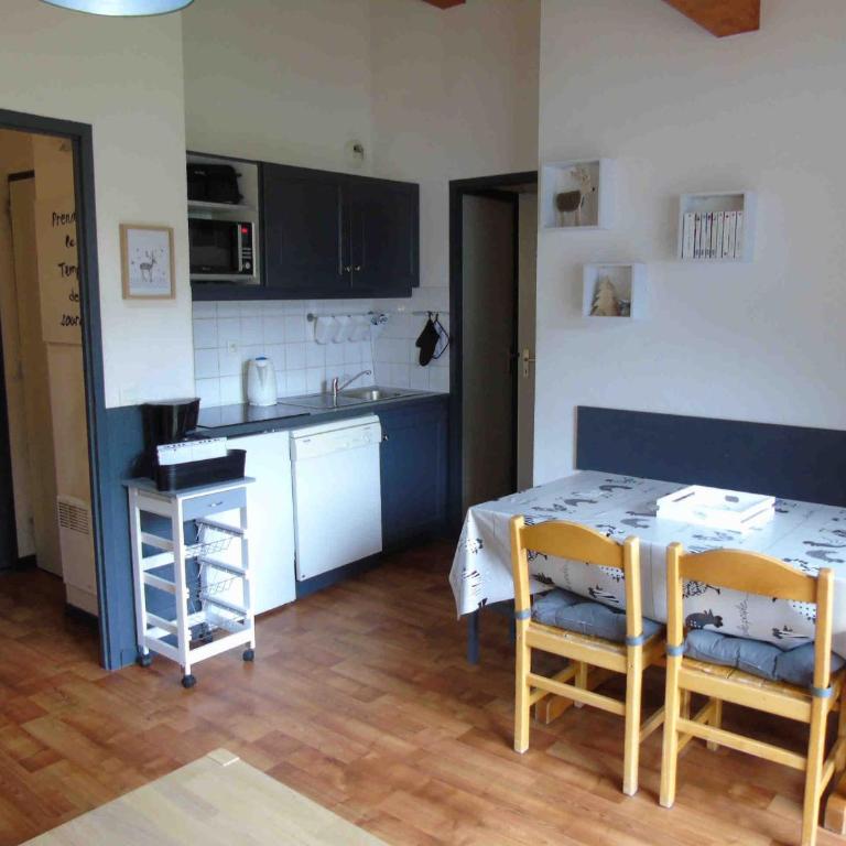 Appartement familial à Valfréjus, proche des pistes et commerces, balcon sud, tout équipé, 6 couchages - FR-1-561-13 - Apartment (6 Erwachsene) - 1