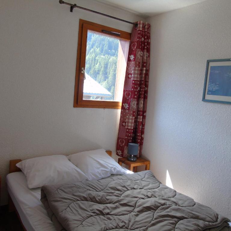 Appartement cozy 6 pers., 50m écoles ski, WIFI, parking, balcon - FR-1-561-18 - Apartment (6 Erwachsene) - 11