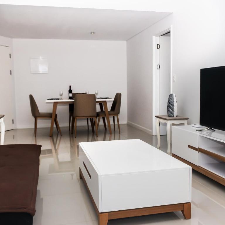 Azure Towers - Apartamento de 1 dormitorio - 7
