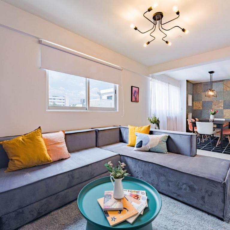 NEW Cheerful Family Friendly Roma Norte Condo - Deluxe Apartment - 17