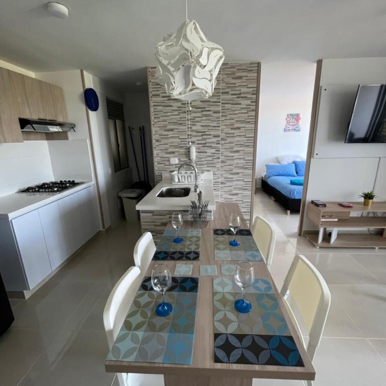 Apto de lujo. Ricaurte-Girardot - Apartamento de 3 dormitorios - 7