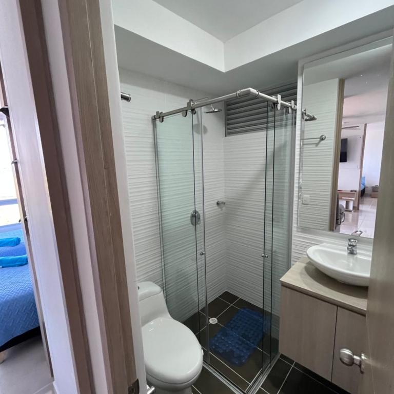 Apto de lujo. Ricaurte-Girardot - Apartamento de 3 dormitorios - 19