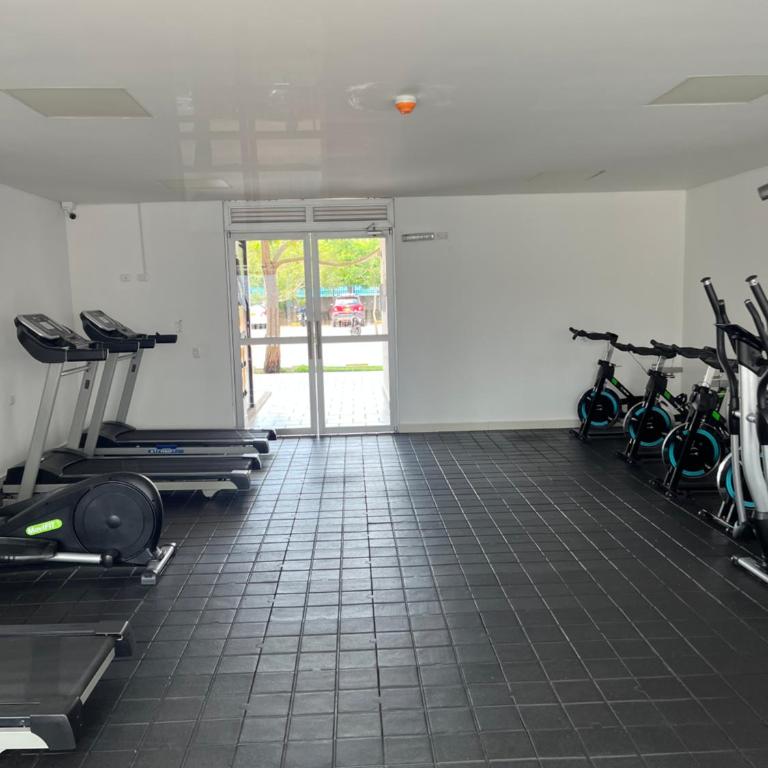 Apto de lujo. Ricaurte-Girardot - Apartamento de 3 dormitorios - 26
