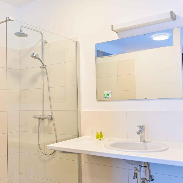 Ferienhotel Alber - Doppelzimmer mit Balkon - 2