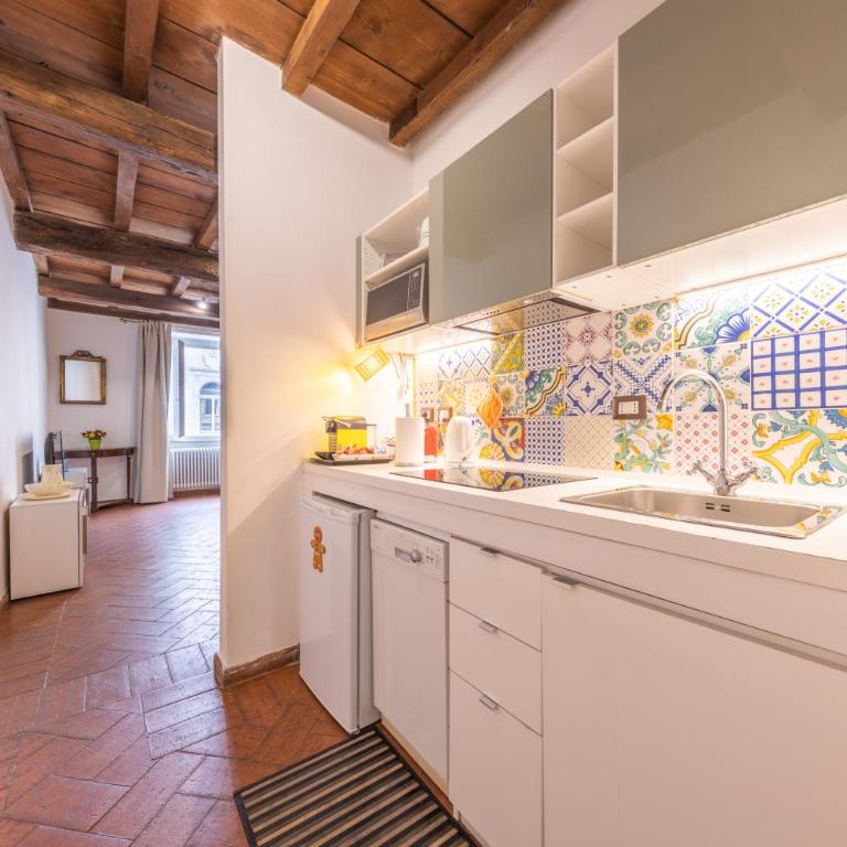 AC21 - Palazzetto Campo de' Fiori - Appartamento - 9