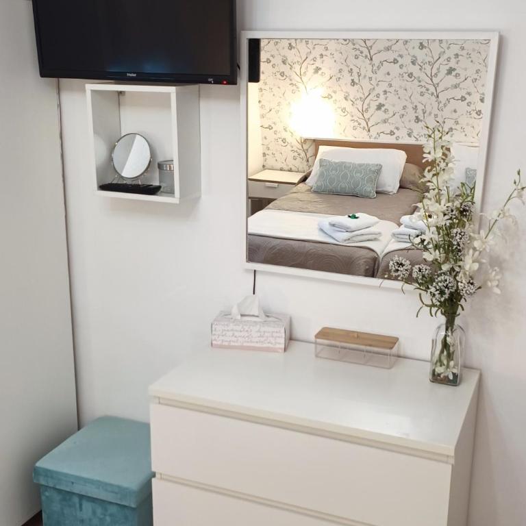 CENTER Santa Cruz, Alojamiento céntrico con gran terraza, cocina , salón y baños, todo privado - Apartamento de 1 dormitorio - 16