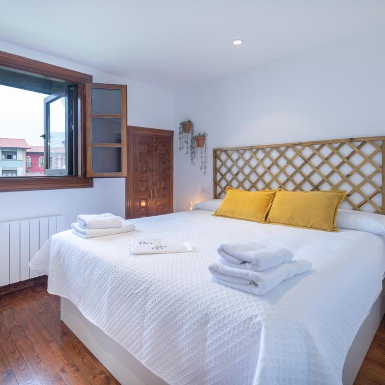 Apartamento histórico en el centro de Llanes, a 2 min a pie de la playa - Two-Bedroom Apartment - 11