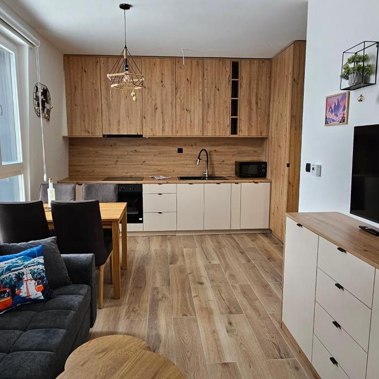 Sunset Pines Apt, Villa Mont - One-Bedroom Apartment - 1