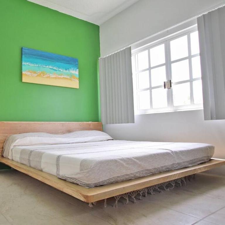 Walkable Rinconada Studio King Bed, Pool, Fast WiFi - Trees - Apartamento de 1 dormitorio - 22