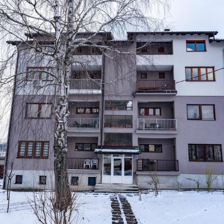 Pale Green - Two-Bedroom Apartment - 48