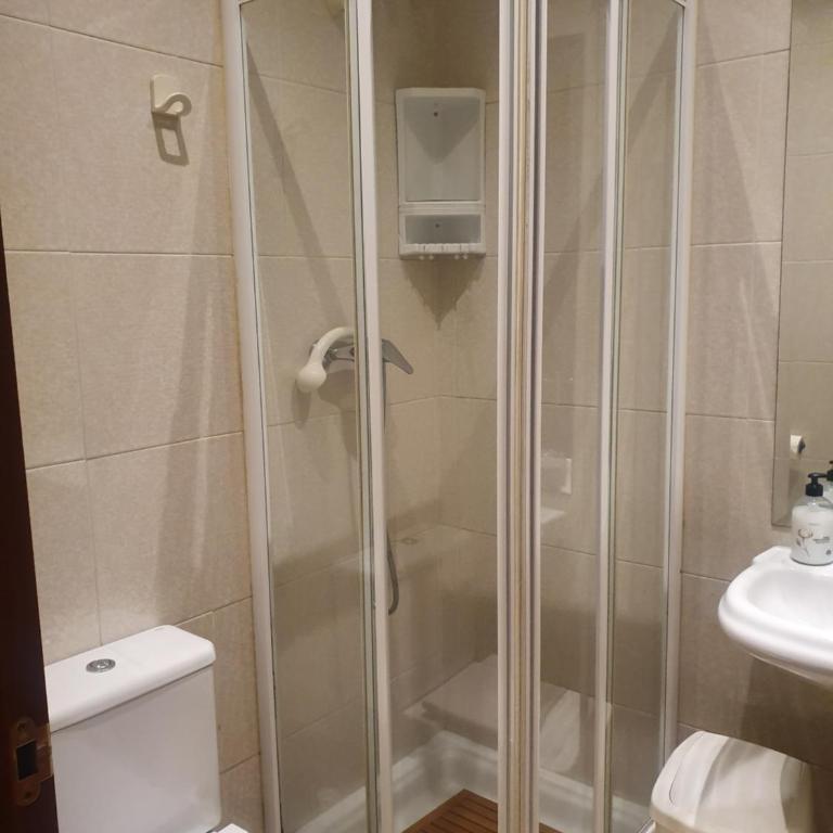 Casco histórico- Vivienda de 2 habitaciones con parking - Apartamento de 2 dormitorios - 3