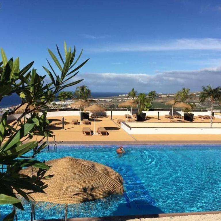 Apartamento con piscina climatizada y vistas - Two-Bedroom Apartment - 33