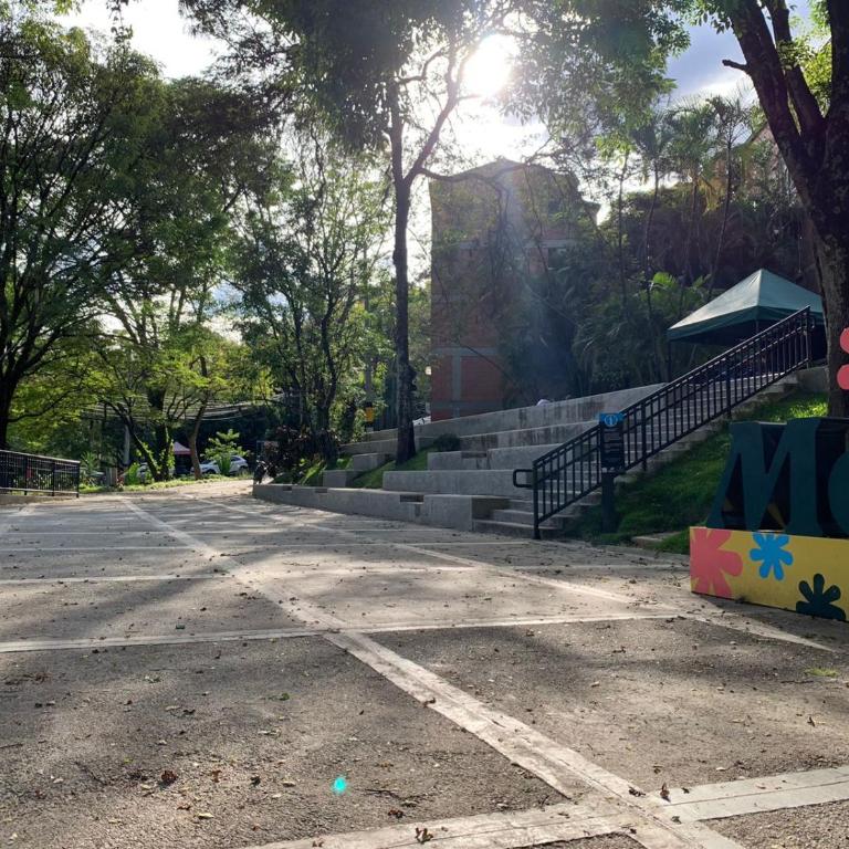 Acogedor Apartamento Urbanización Tricentenario - Two-Bedroom Apartment - 42