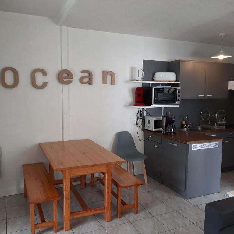 Villa Patio Charmante, 2 Pas des Plages, Terrasse, Parking, Piste Cyclable - FR-1-239-892 - Maison 1 Chambre - 22