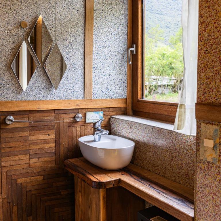 Mamallacta Páramo Lodge - Deluxe Double or Twin Room with Mountain View - 5