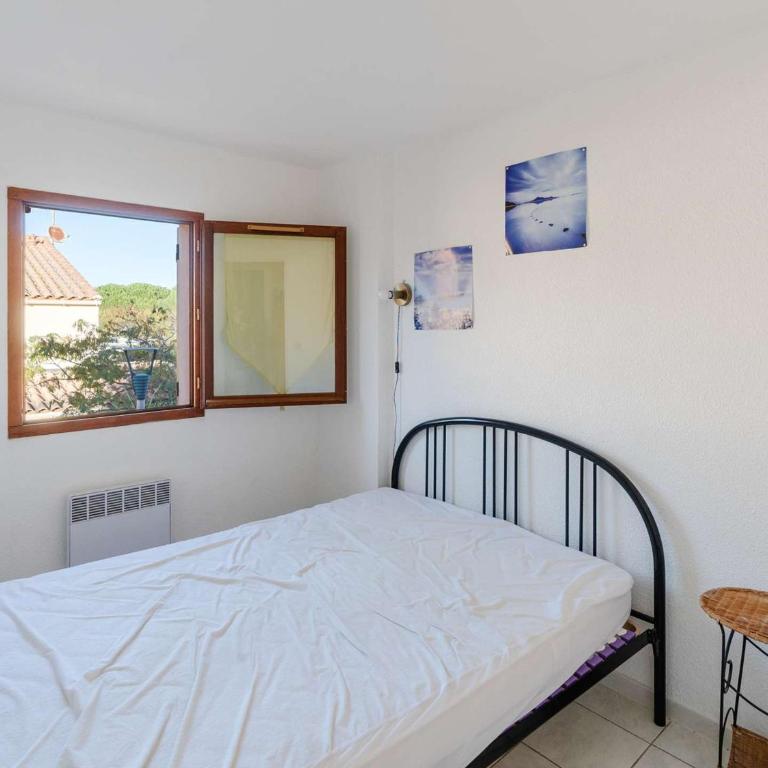 Gruissan : Pavillon 3 pièces, 6 pers, piscine privée, près plage et centre – animaux acceptés - FR-1-409-246 - Villa - 9