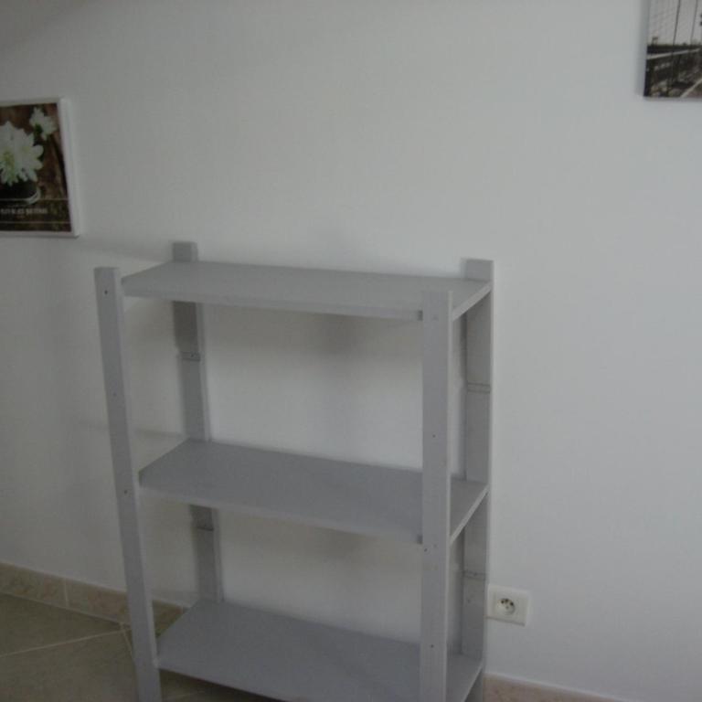 T 2 avec velux sous les combes de 34 m2 - One-Bedroom Apartment - 24