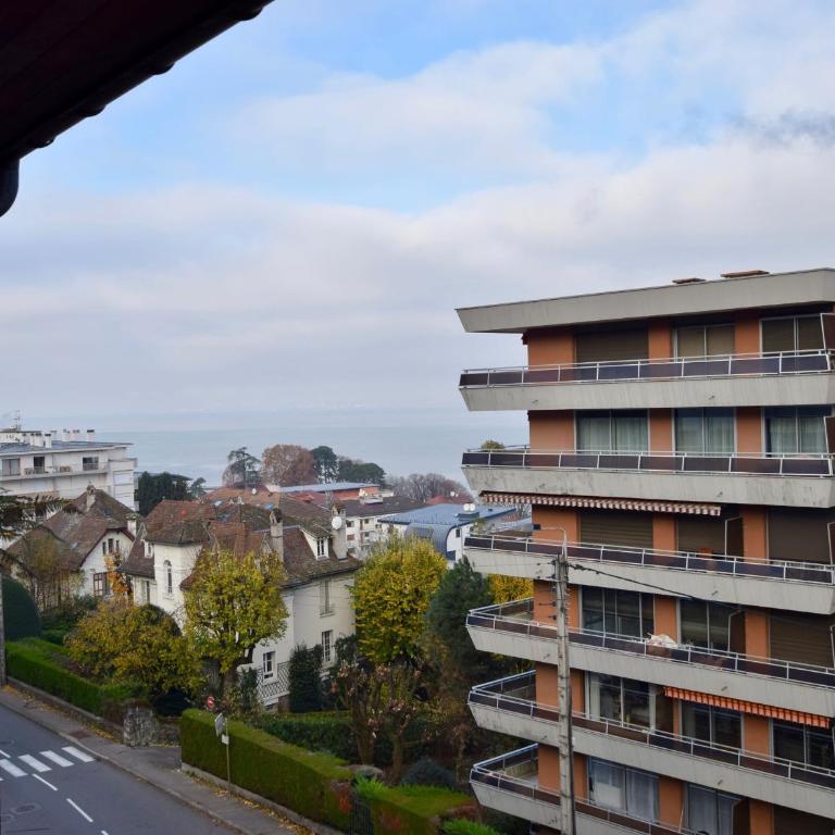 Charmant appartement proche du lac avec Wi-Fi et parking à Évian-les-Bains - Apartment mit 2 Schlafzimmern - 2