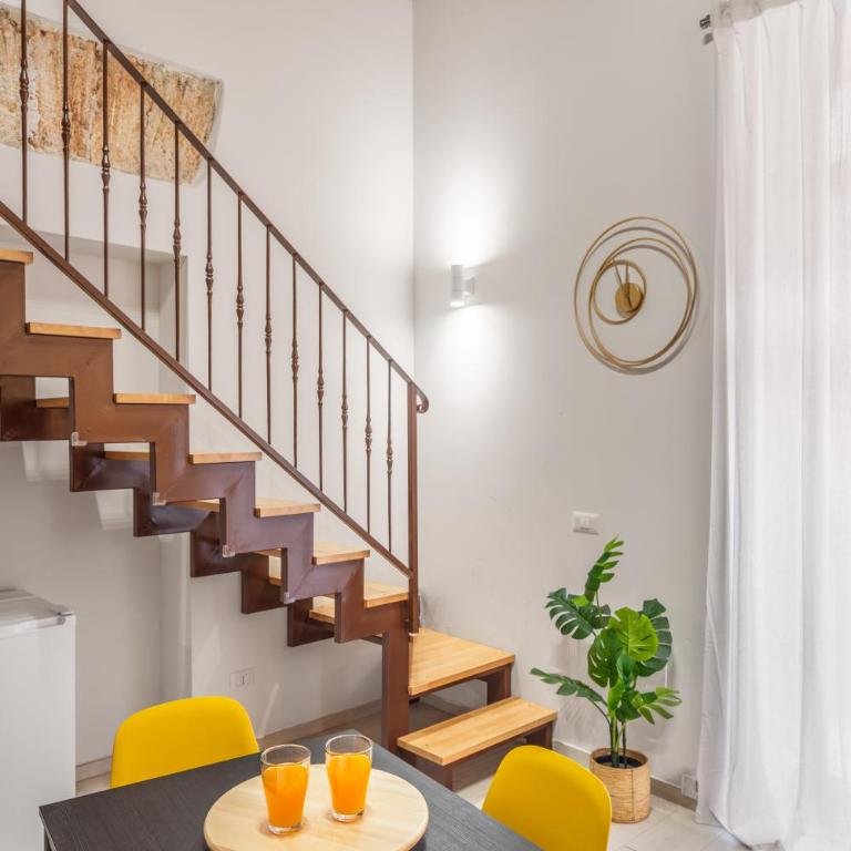 Open Sicily Homes - Near the Central Train Station - Apartment with Balcony - 5