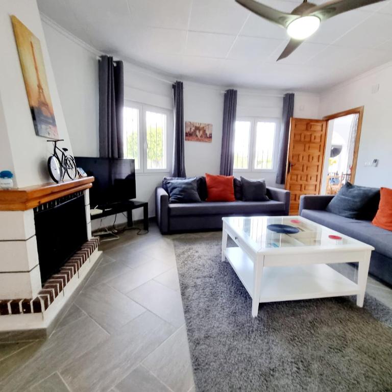 Charming Villa with Private Pool in Urb La Siesta Torrevieja - Casa - 17