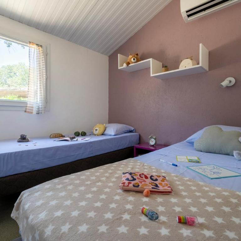 Camping Le Bois Fleuri - Chalet Family Confort 6p - 7