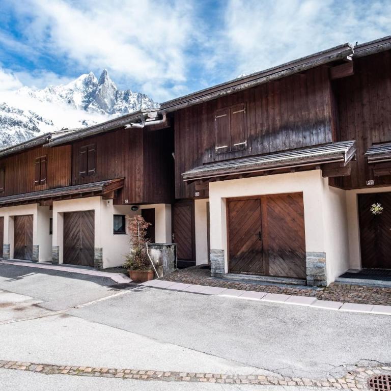 Clos des Vorgeats - Duplex Beside Golf Course - Patio - UTMB - Three-Bedroom Chalet - 30