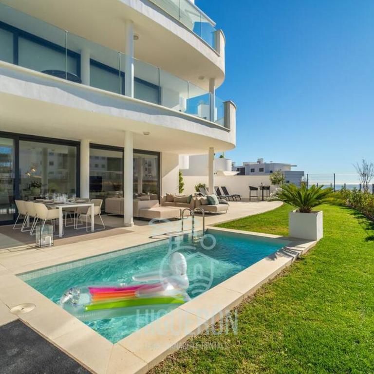 HigueronRentals Sandshine - Three-Bedroom Apartment - 7