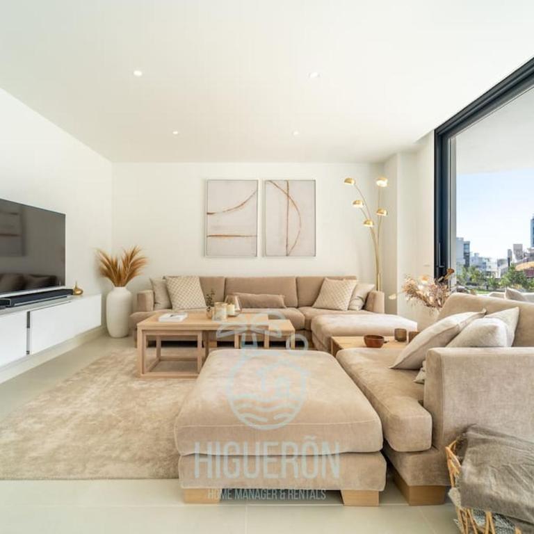 HigueronRentals Sandshine - Three-Bedroom Apartment - 14