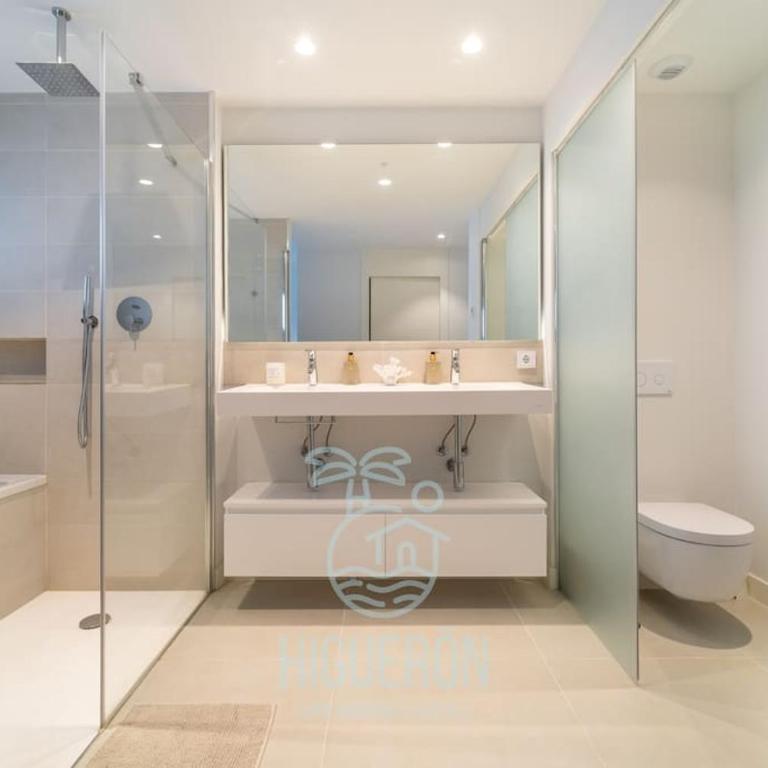 HigueronRentals Sandshine - Three-Bedroom Apartment - 33