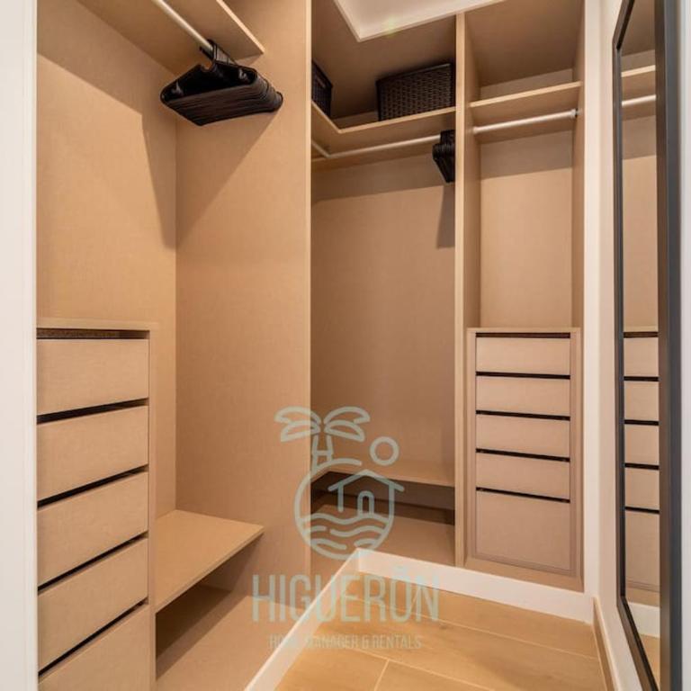 HigueronRentals Sandshine - Three-Bedroom Apartment - 45