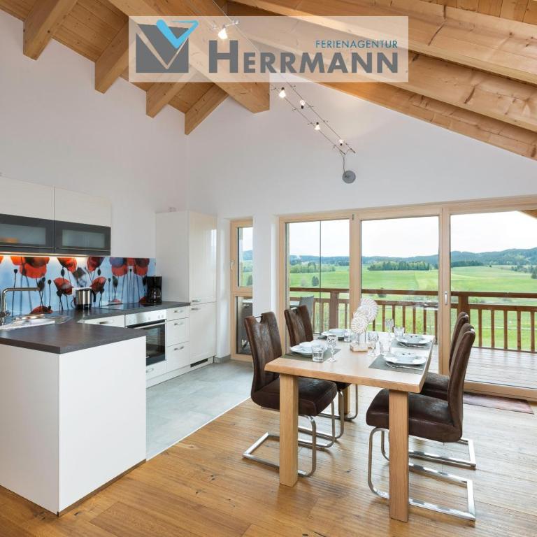 Ferienwohnung Bergblick Dachgeschoss - Apartment mit Blick auf die Berge - 1