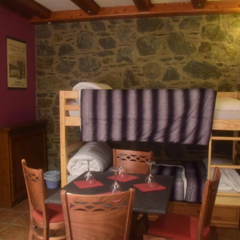 Casa Rural Restaurant Borda Patxeta - Habitación cuádruple - 1