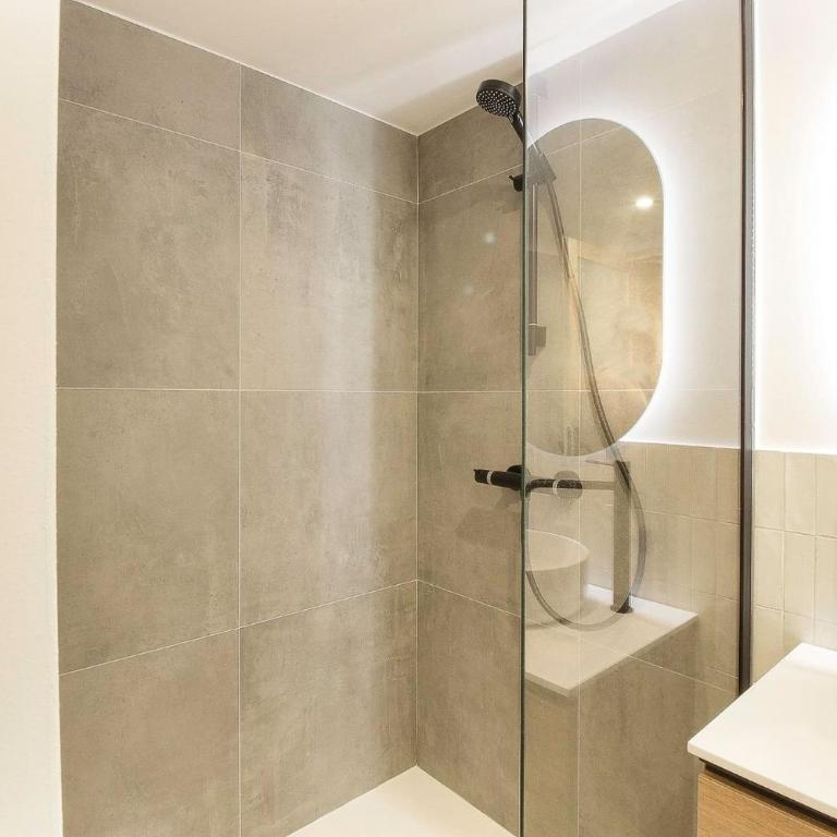 Chalet Béchar Le Magnifique- Garden - Sauna & Jacuzzi - Chalet - 26