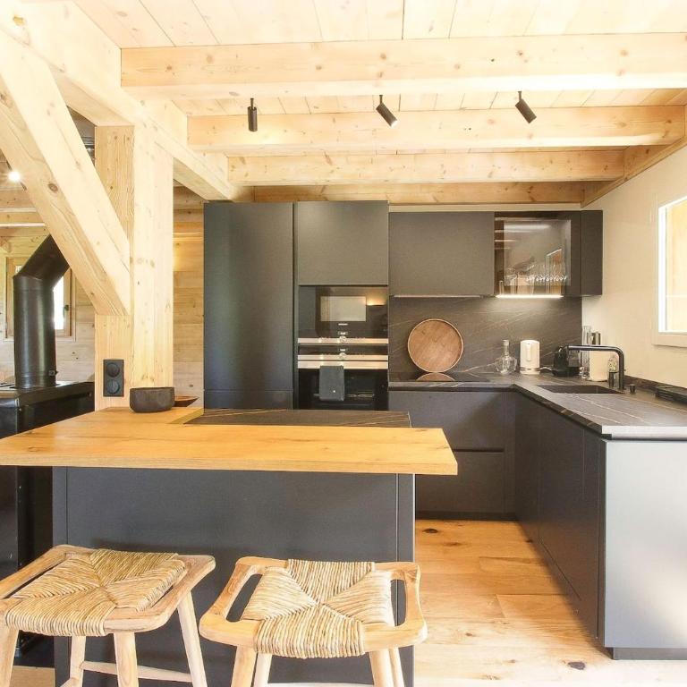 Chalet Béchar Le Magnifique- Garden - Sauna & Jacuzzi - Chalet - 3
