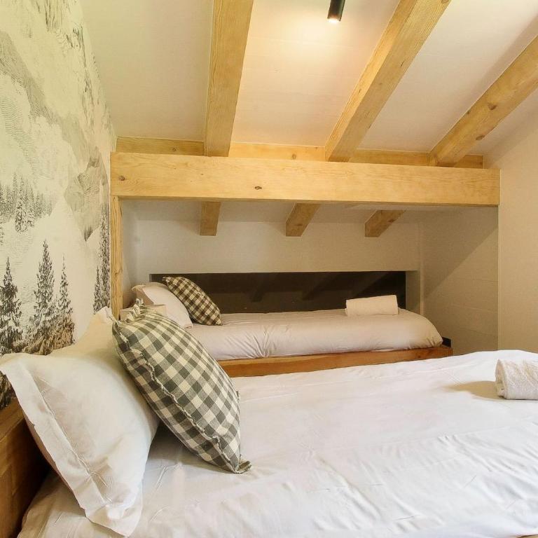 Chalet Béchar Le Magnifique- Garden - Sauna & Jacuzzi - Chalet - 35