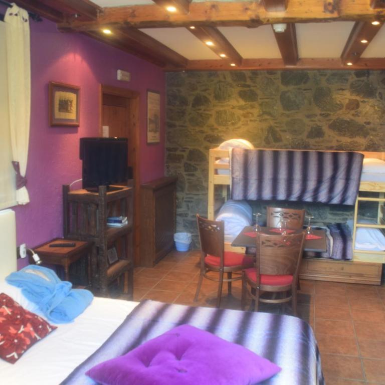 Casa Rural Restaurant Borda Patxeta - Habitación cuádruple - 7